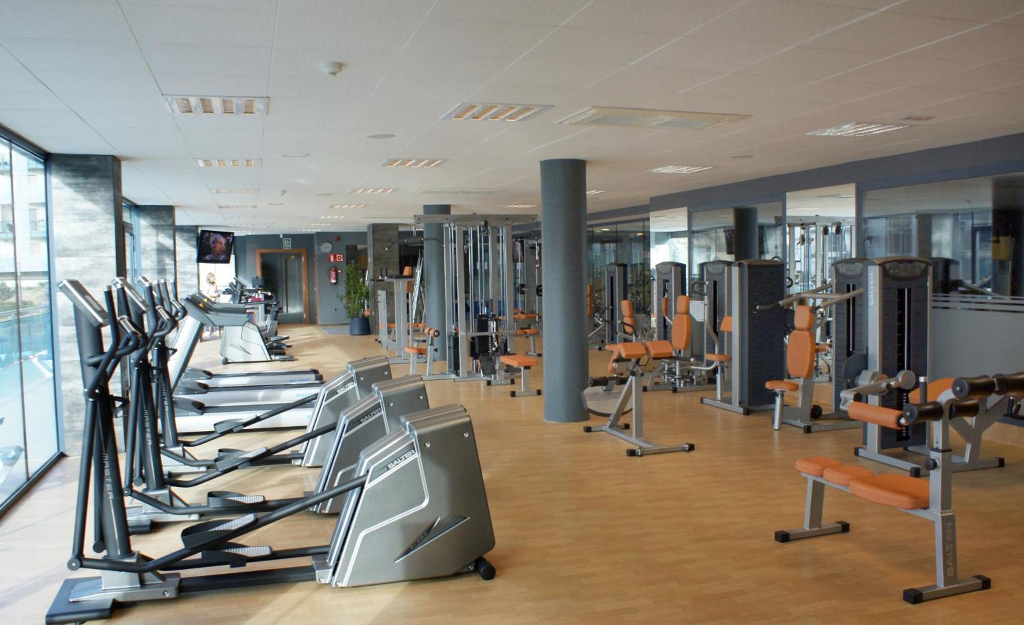 Sant Jordi Boutique Hotel Calella Eksteriør billede A typical gym